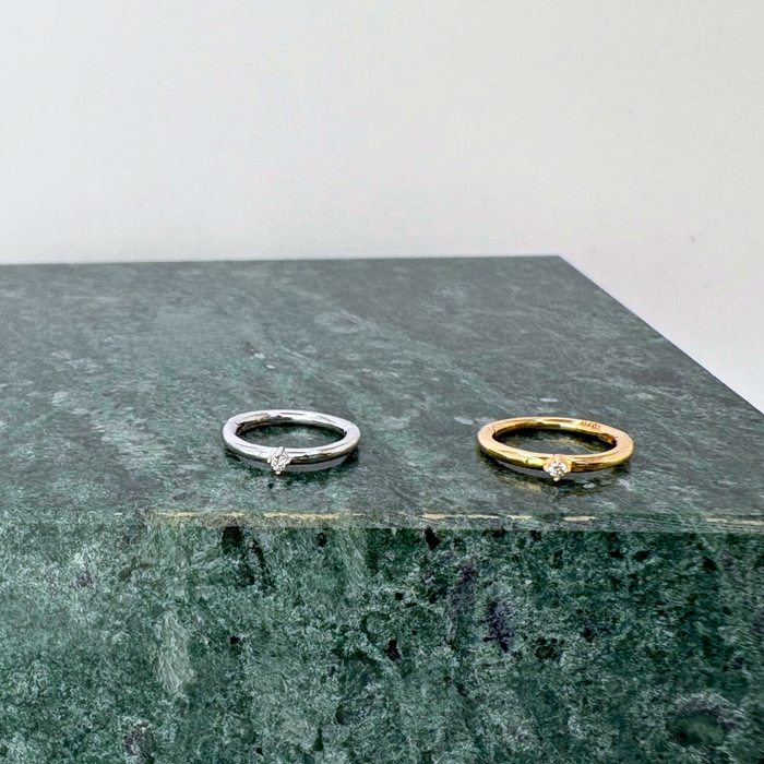 E0043 || Shiloh Huggie