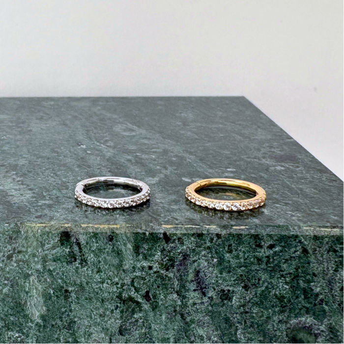 E0045 || Piper Huggie