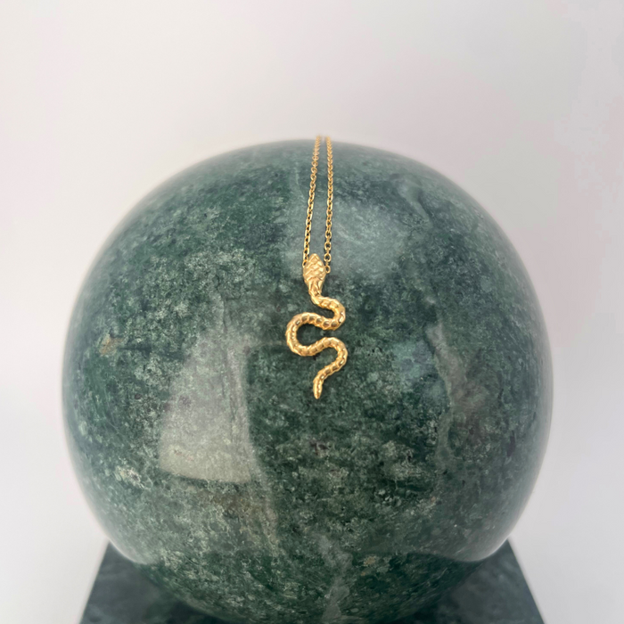 N0013 || Snake Pendant