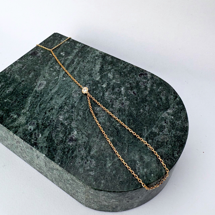 HC0001 || Diamond Drop Handchain