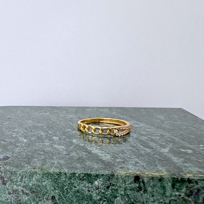 R0060 || Helena Ring