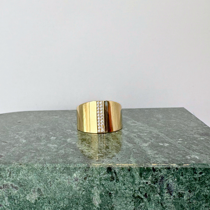 R0055 || Lennon Ring